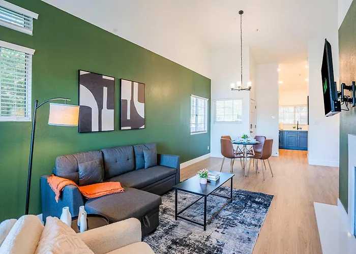 Near Tpc Golf Balcony Pool Parking Wd Wifi Apartment Scottsdale