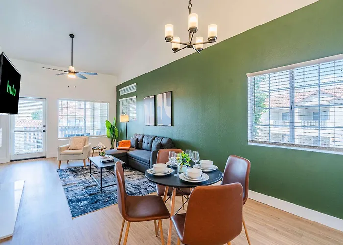 Near Tpc Golf Balcony Pool Parking Wd Wifi Apartment Scottsdale